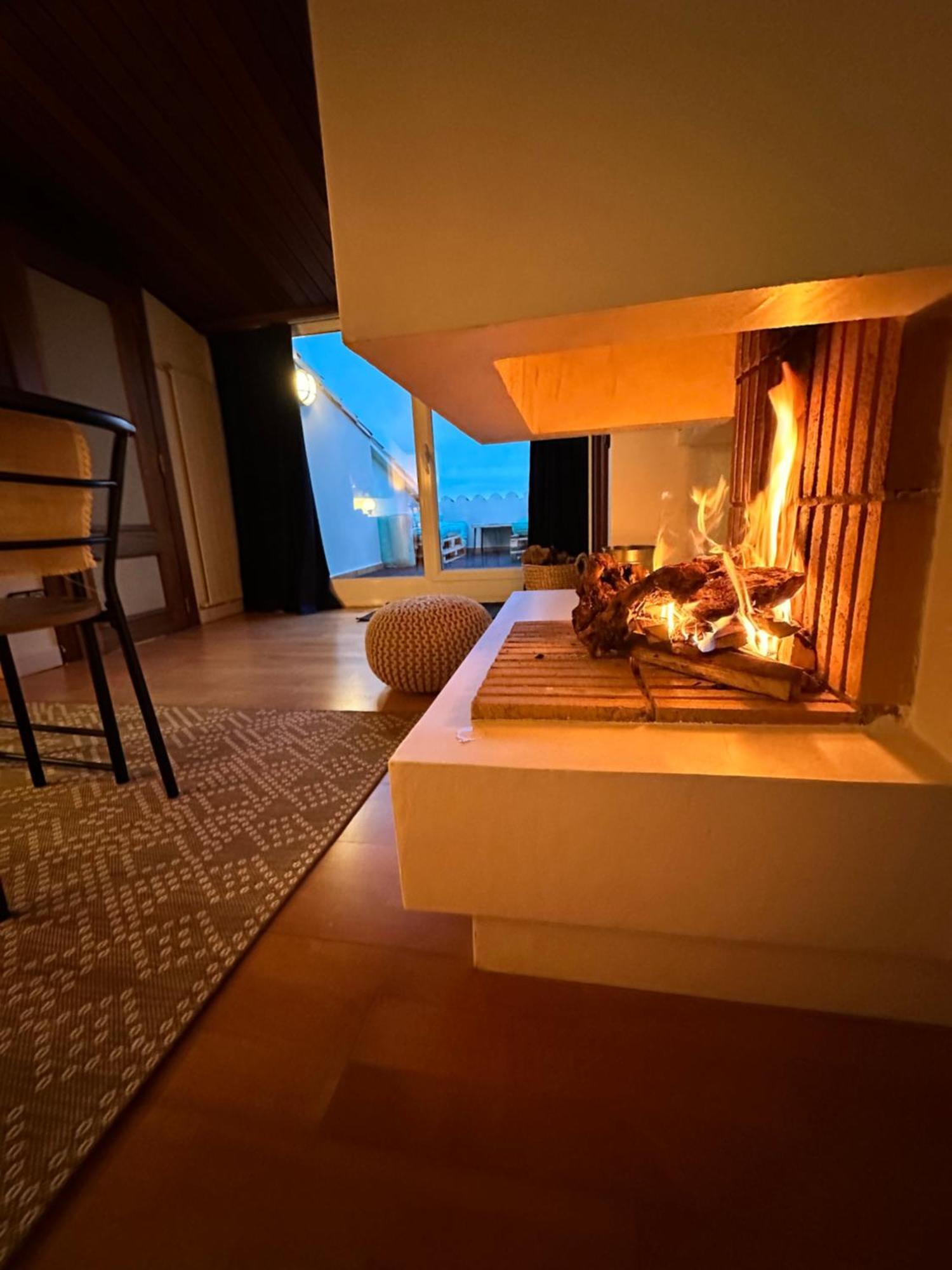 Solo Atico Guest Suites L' Escala Eksteriør bilde