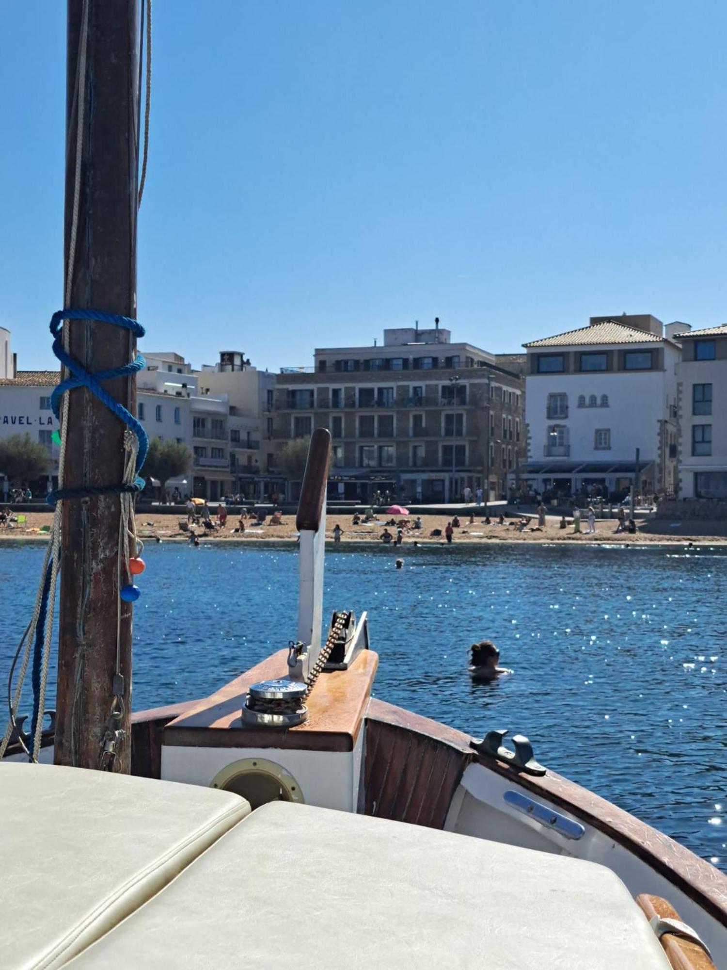 Solo Atico Guest Suites L' Escala Eksteriør bilde