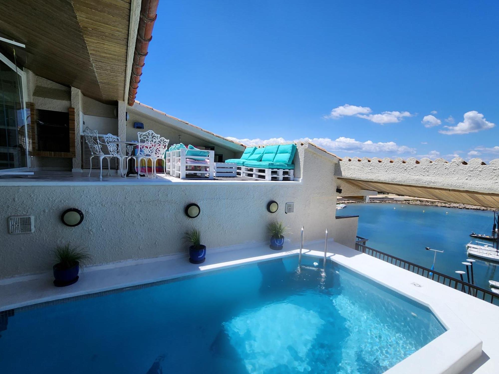 Solo Atico Guest Suites L' Escala Eksteriør bilde