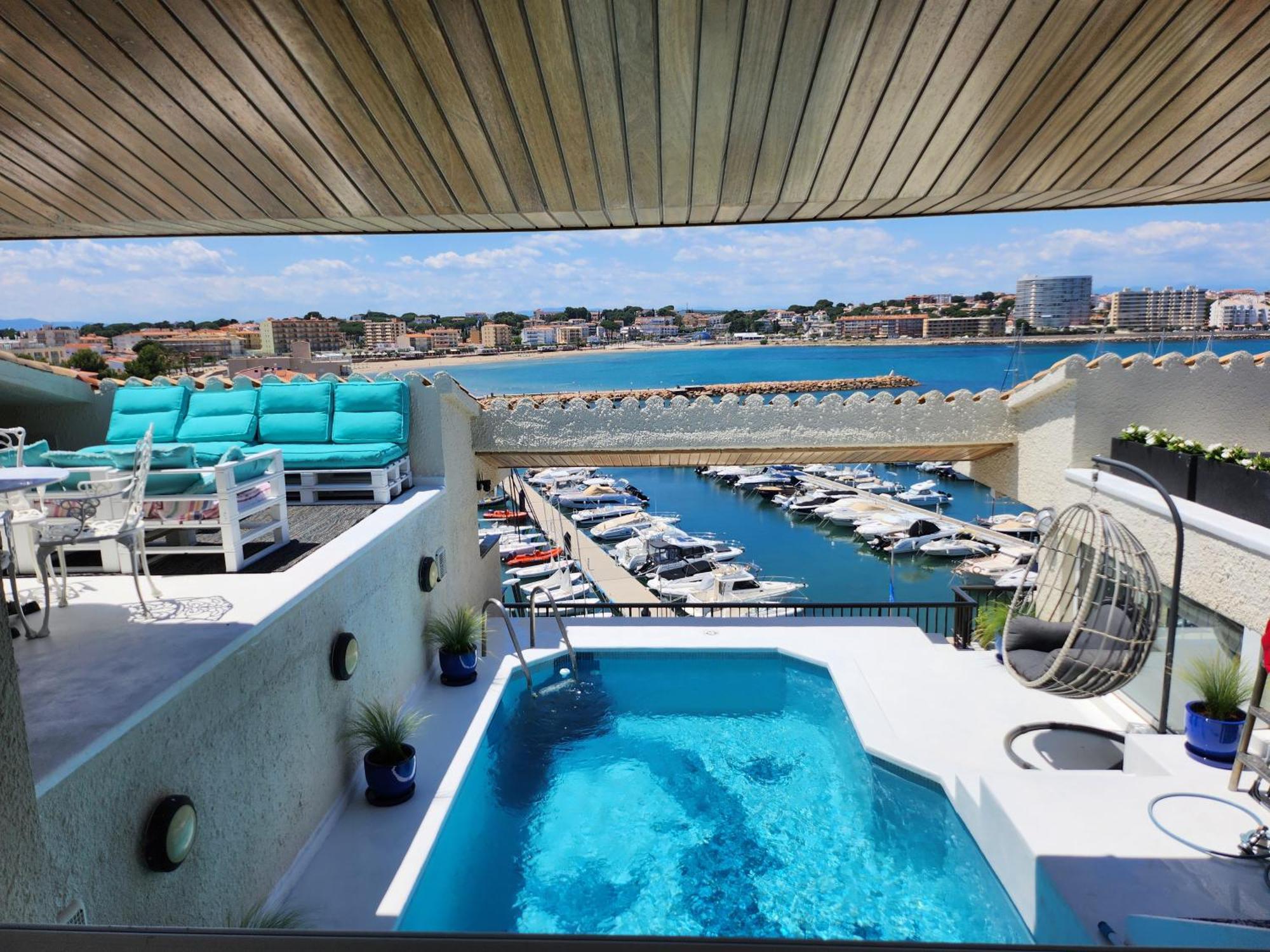 Solo Atico Guest Suites L' Escala Eksteriør bilde