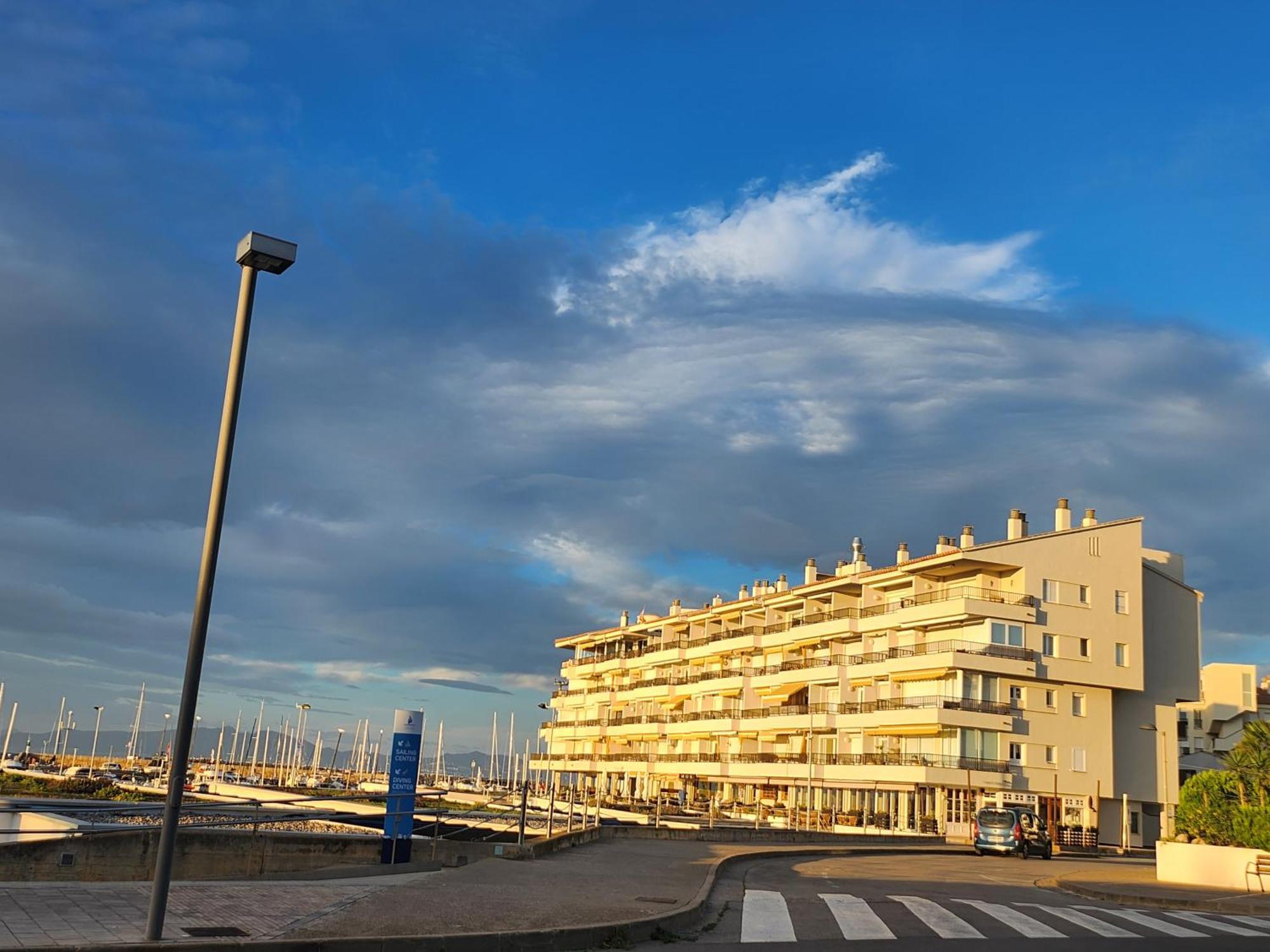Solo Atico Guest Suites L' Escala Eksteriør bilde